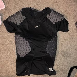 Men’s Nike football gear